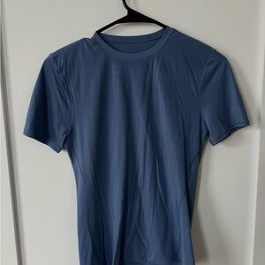 lululemon athletica Blue Short Sleeve Tee